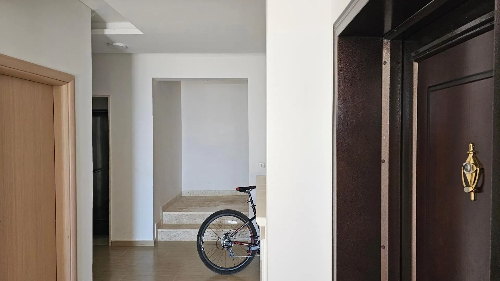 Blue Lagoon Sea View Apartment Sarande