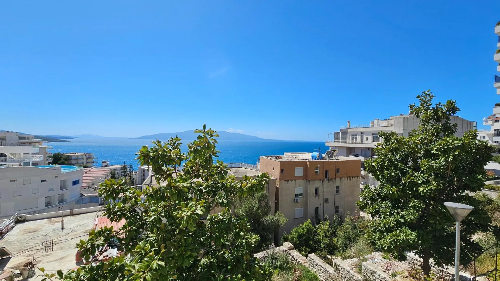 Blue Lagoon Sea View Apartment Sarande