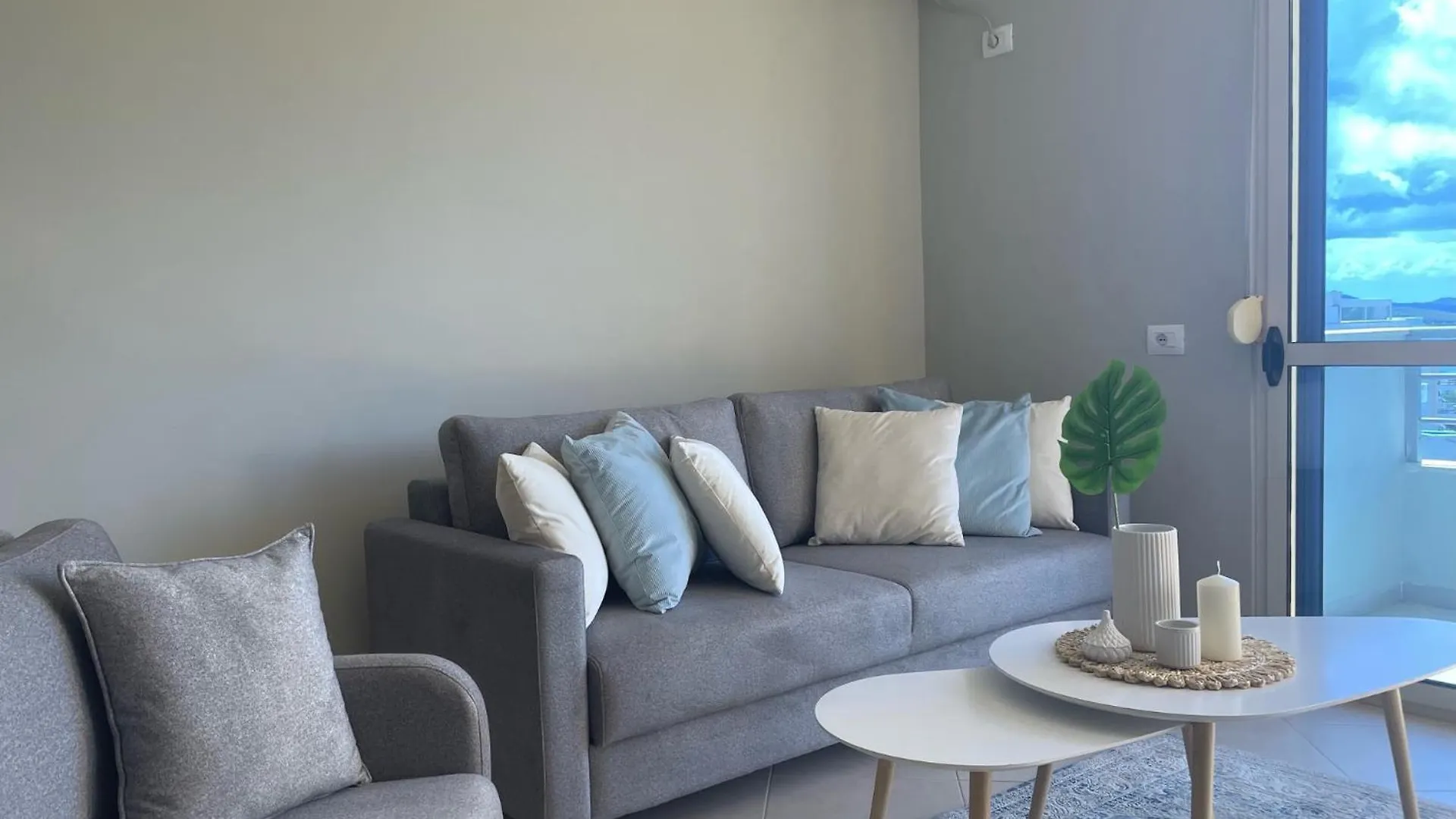 Blue Lagoon Sea View Apartment Sarande Albania