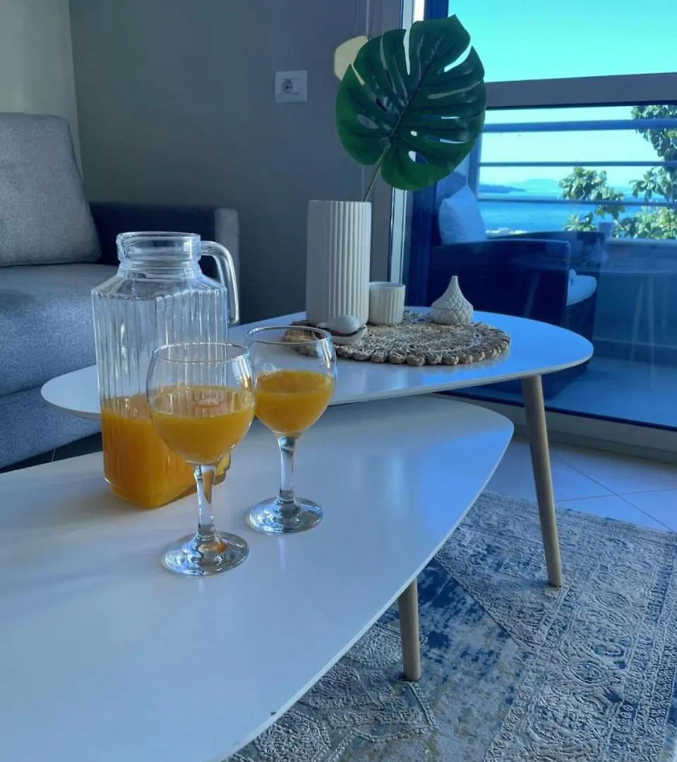Blue Lagoon Sea View Apartment Sarande